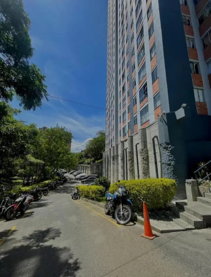 Apartamento Vistas Lindas Cerca Centro メデジン アパート