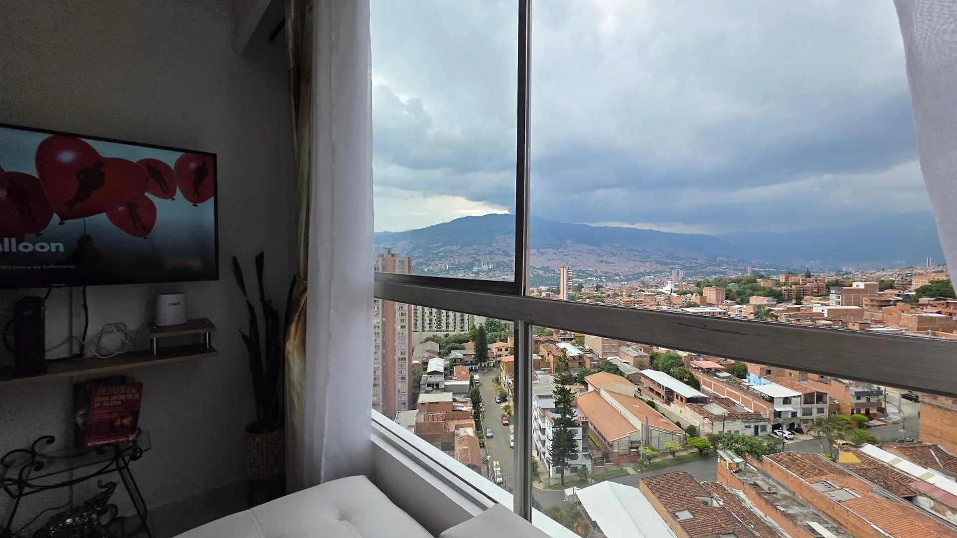 Apartamento Vistas Lindas Cerca Centro Медельин 0*,