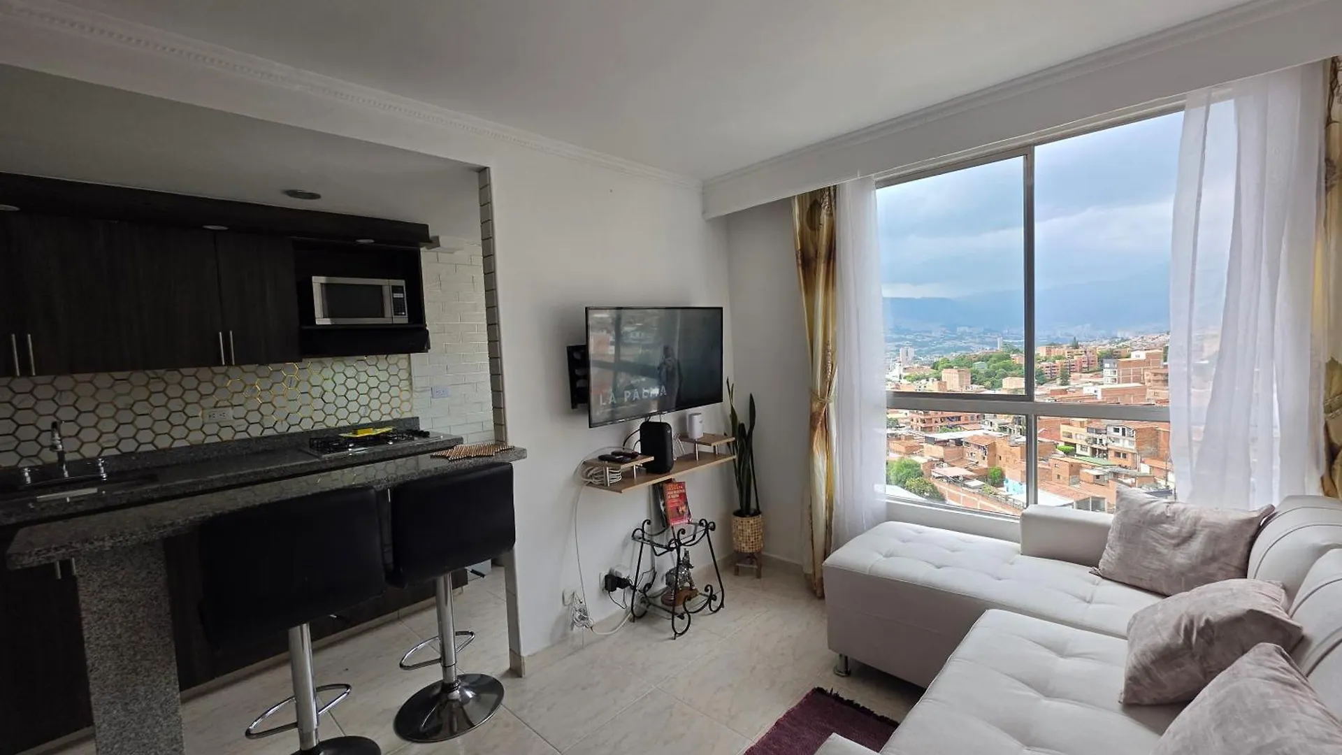 Apartamento Vistas Lindas Cerca Centro Medellin 0*,  Colombia